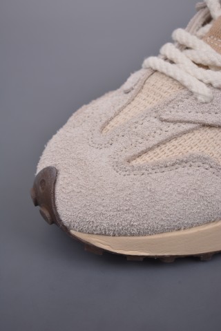 New Balance 327 view 6