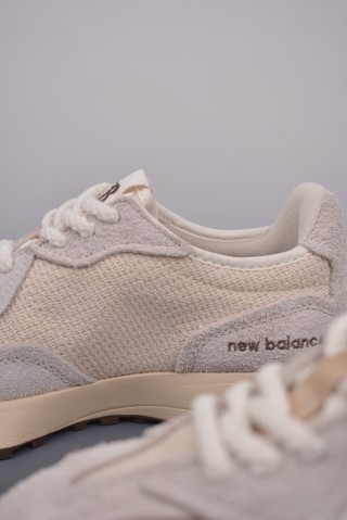 New Balance 327 view 8