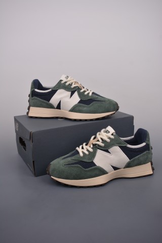 New Balance 327 view 5