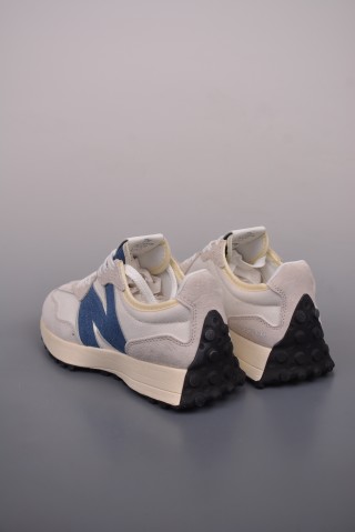 New Balance 327 view 2