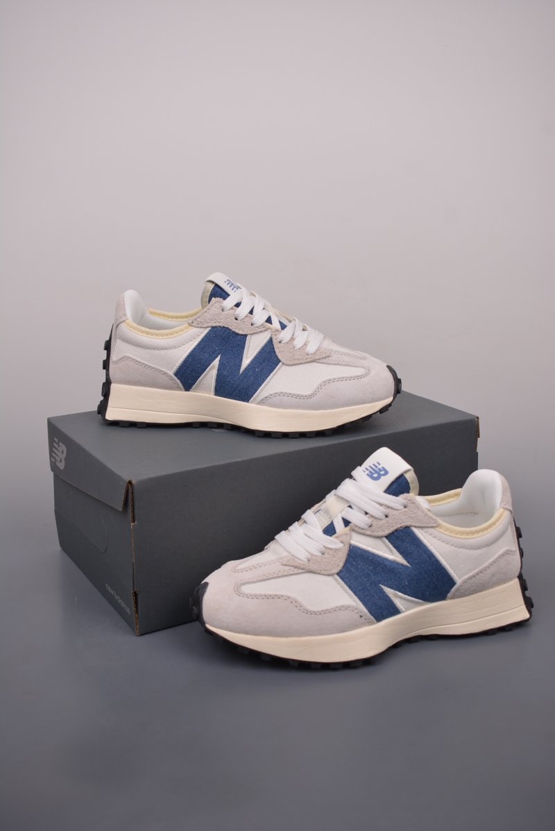 New Balance 327 view