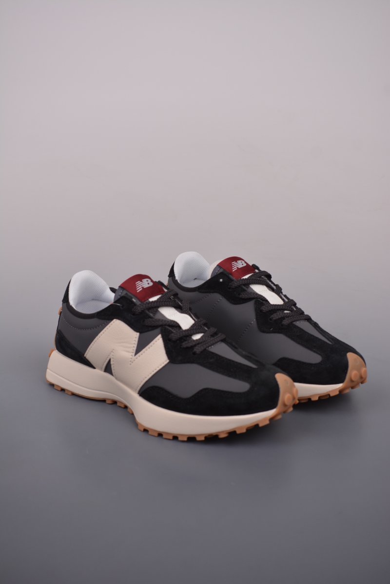 New Balance 327