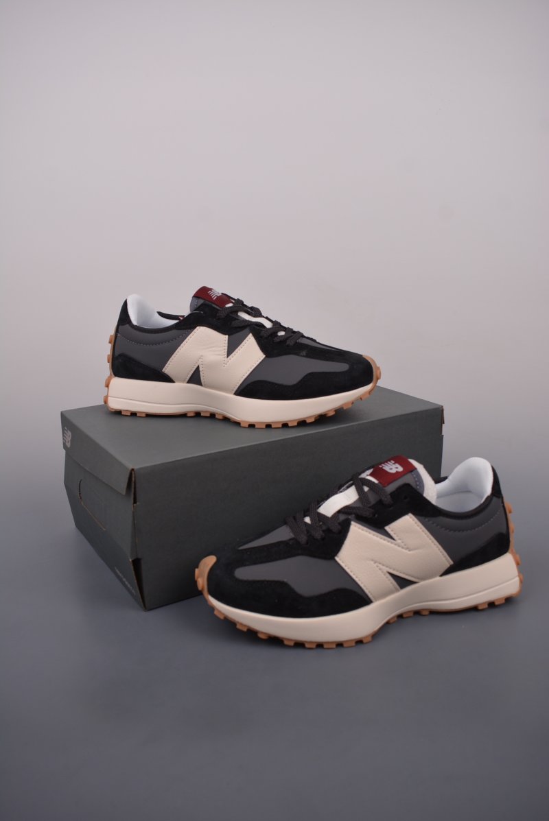 New Balance 327 view