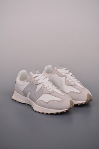 New Balance 327 view 1