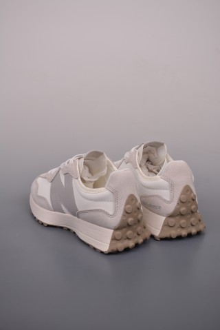 New Balance 327 view 2
