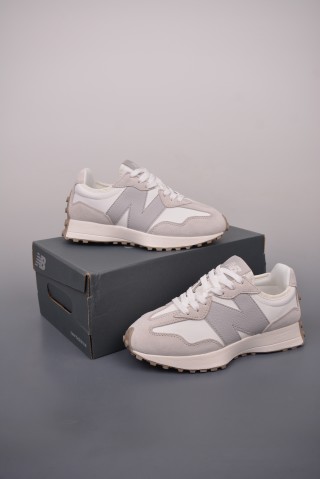 New Balance 327 view 5