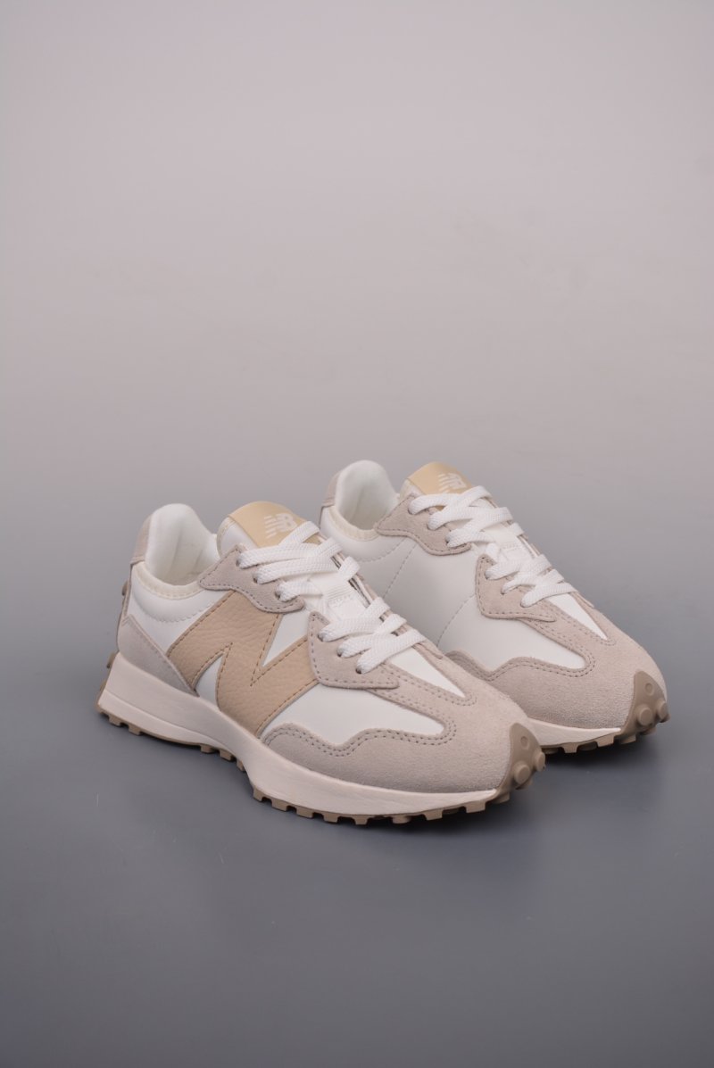 New Balance 327