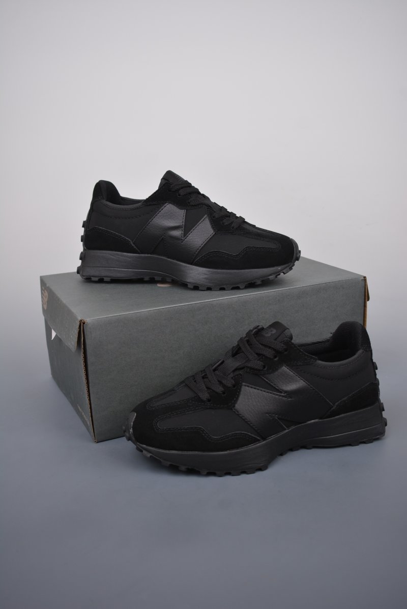 New Balance 327 view