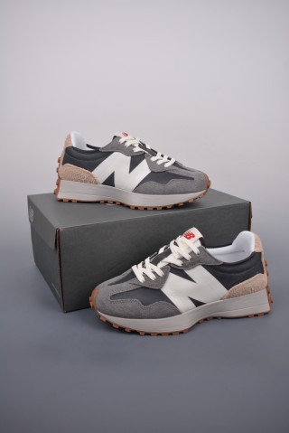 New Balance 327 view 5