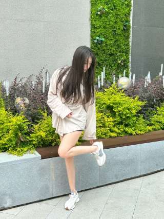 New Balance 327 view 2