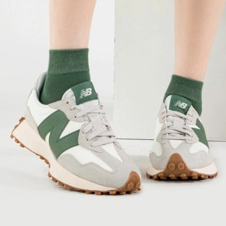 New Balance 327 view 5