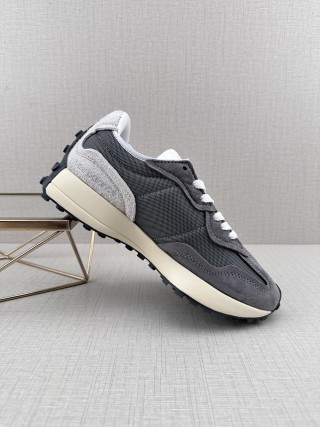 New Balance 327 view 2