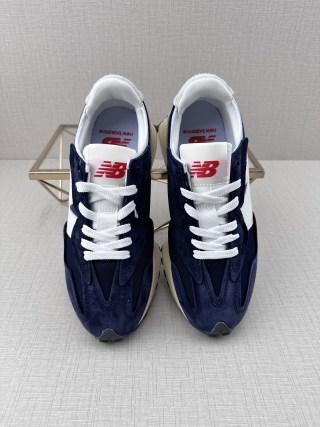 New Balance 327 view 9