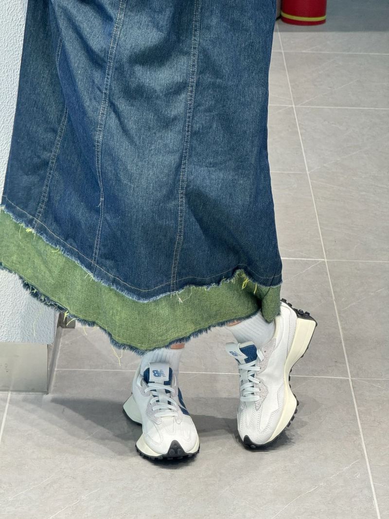 New Balance 327 view