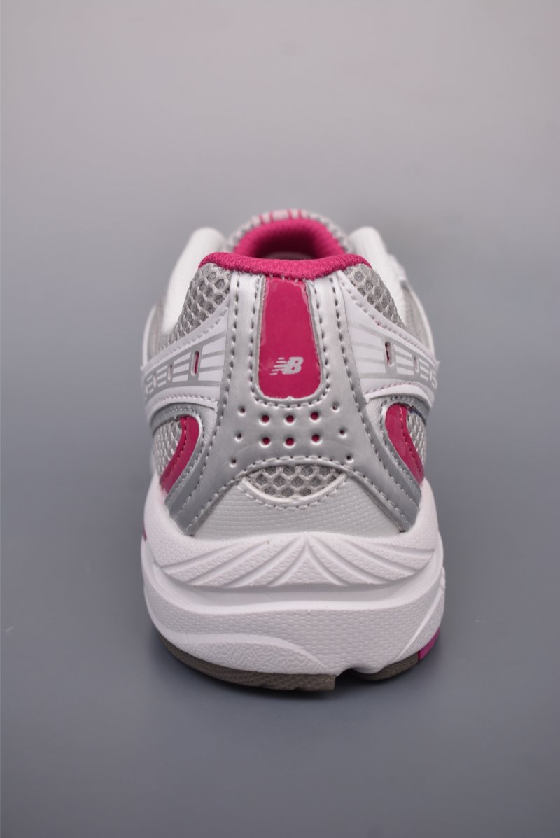 New Balance 400 view