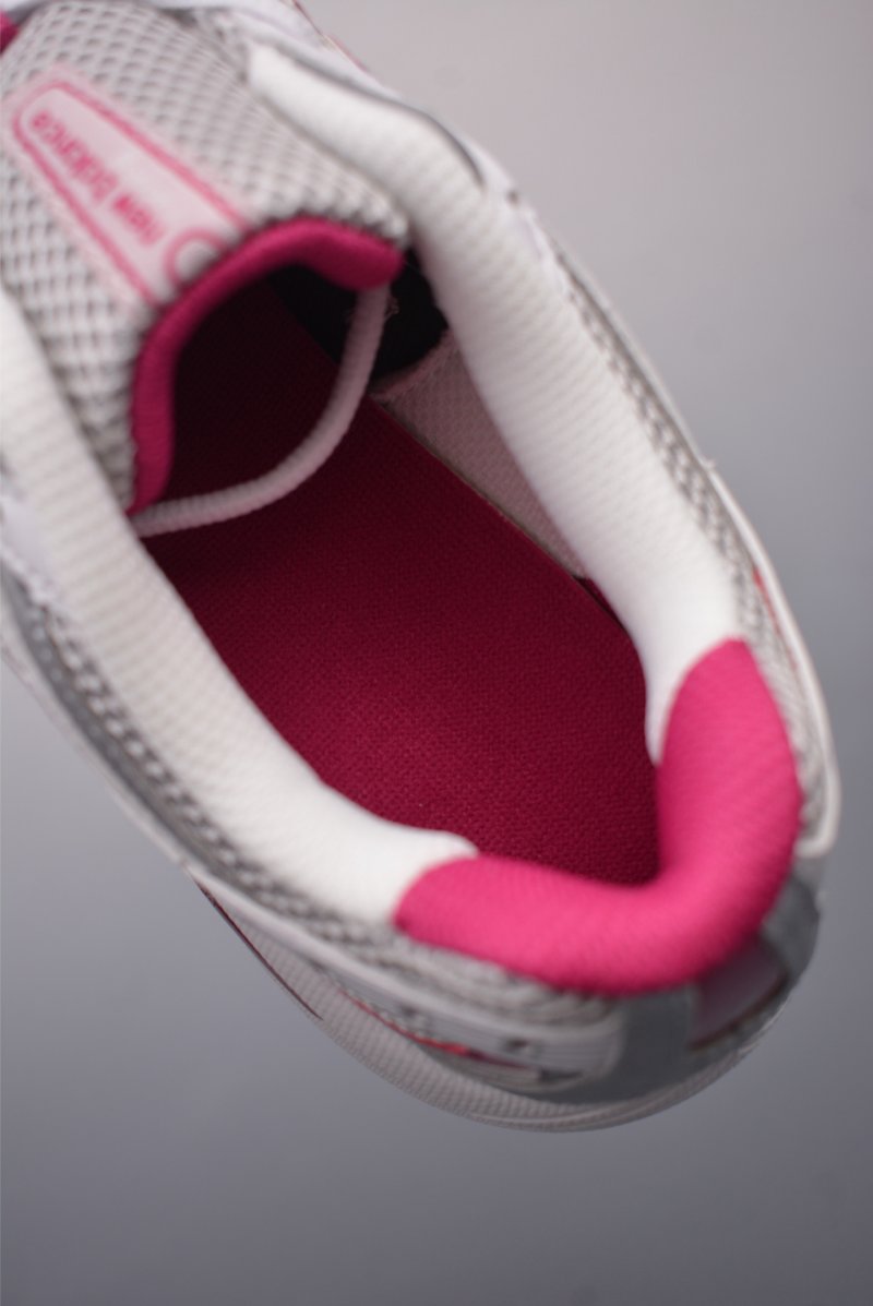 New Balance 400 view