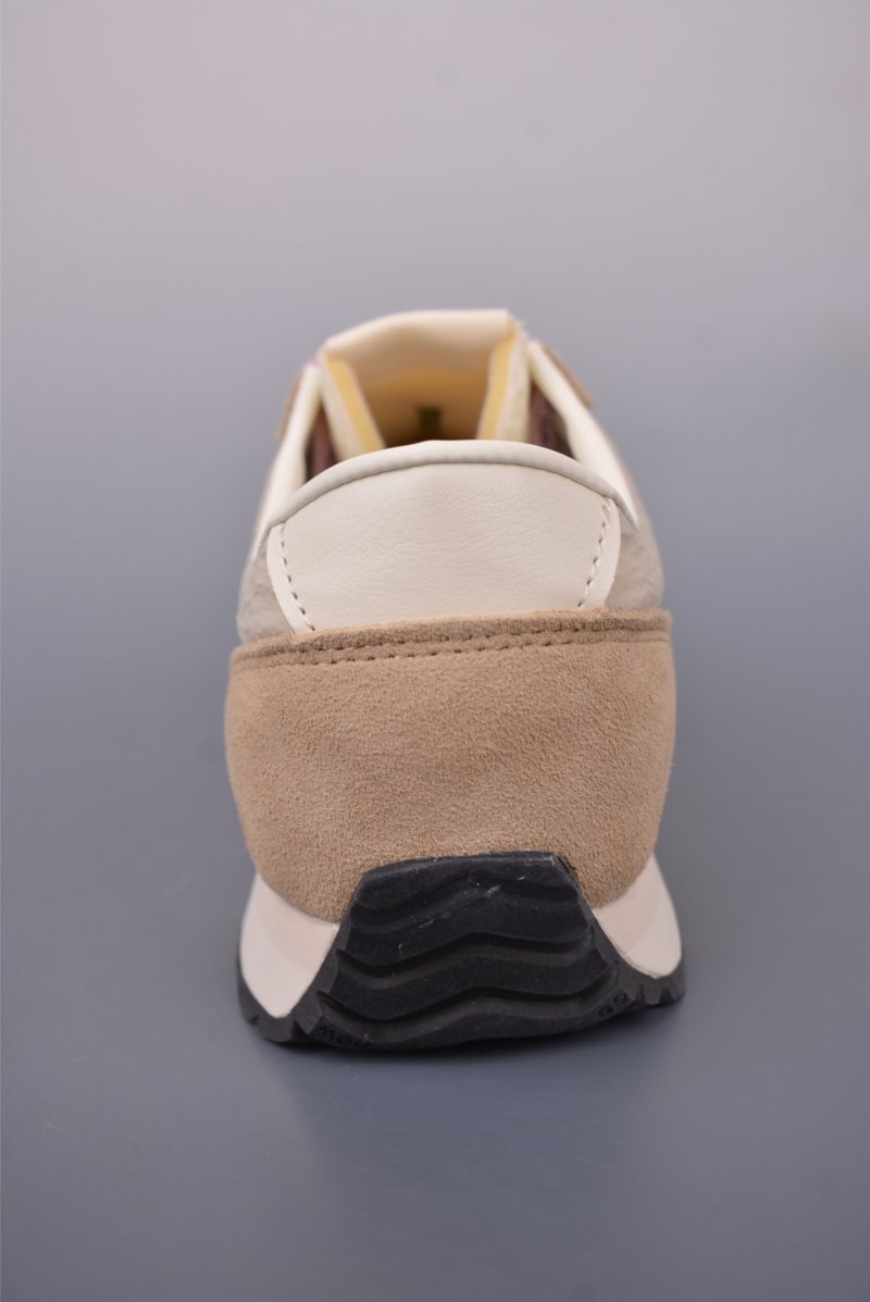 New Balance 471 view