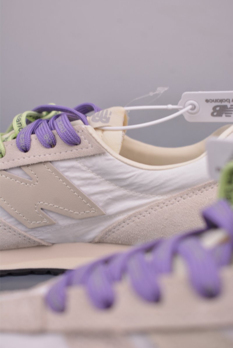 New Balance 471 view