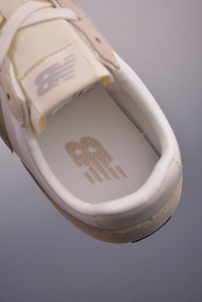 New Balance 471 view