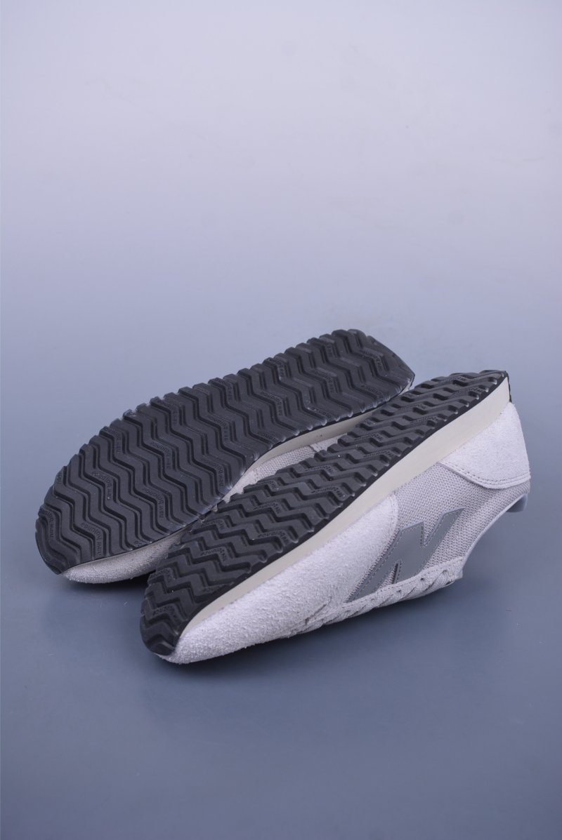 New Balance 471 view
