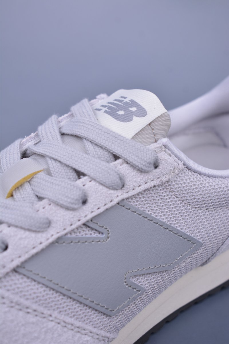 New Balance 471 view
