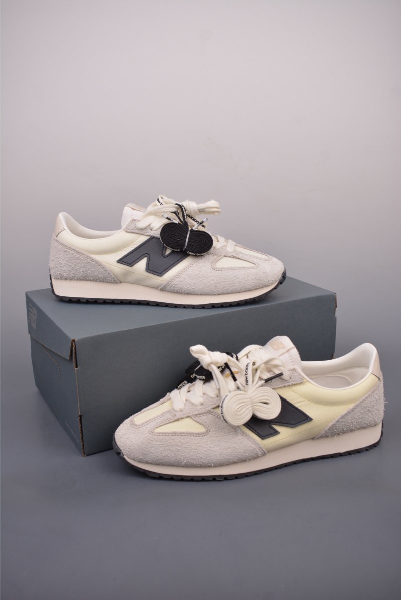 New Balance 471 view