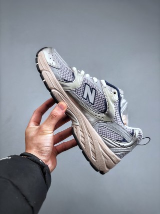 New Balance 530 view 2