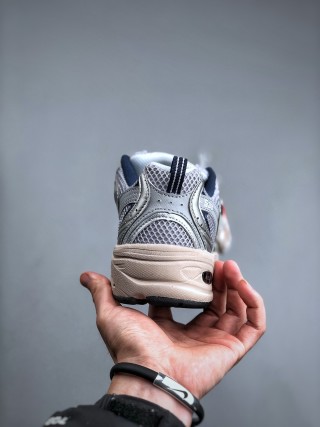 New Balance 530 view 7