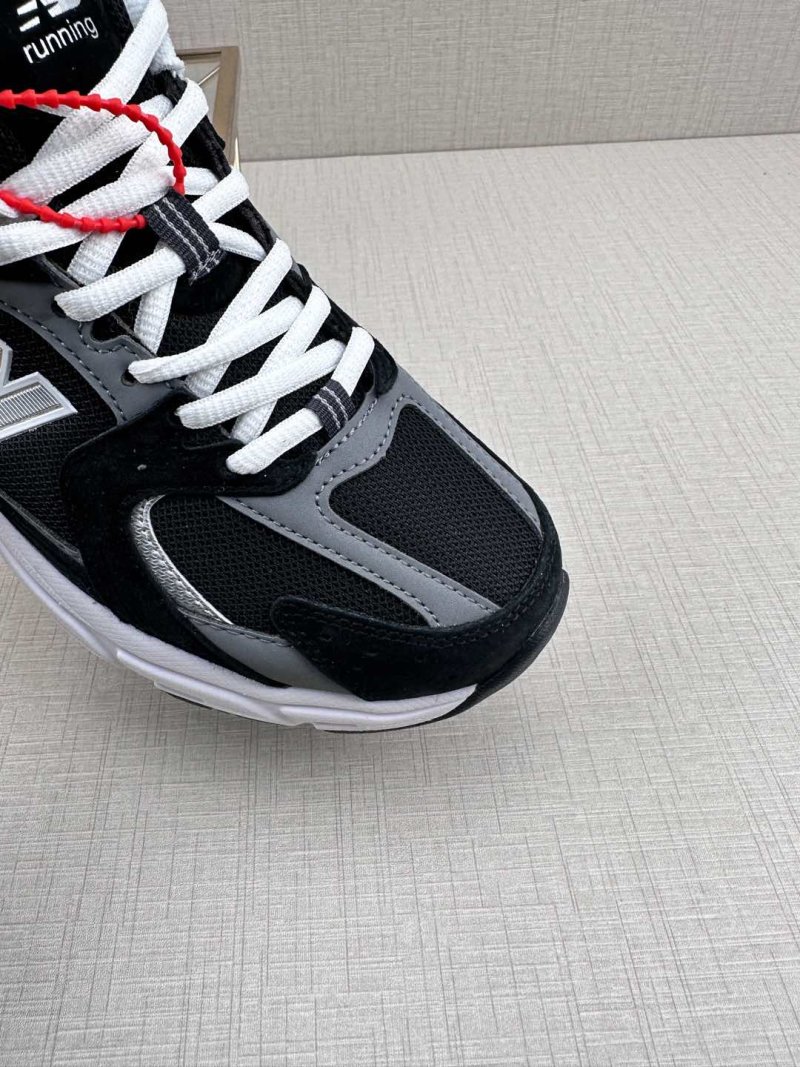 New Balance 530 view