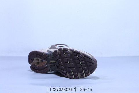 New Balance 530 view 4