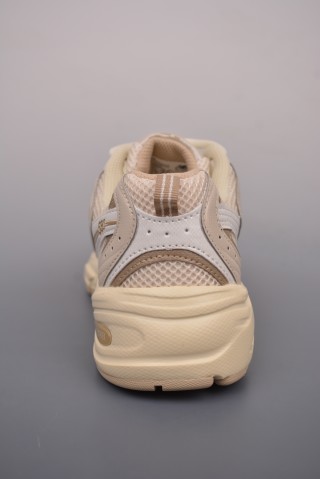 New Balance 530 'Red' view 4