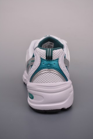 New Balance 530 'Red' view 4