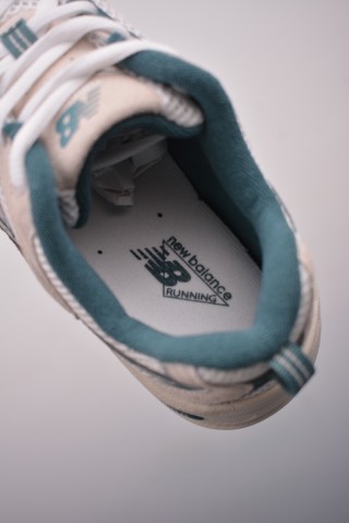 New Balance 530 'Red' view 9