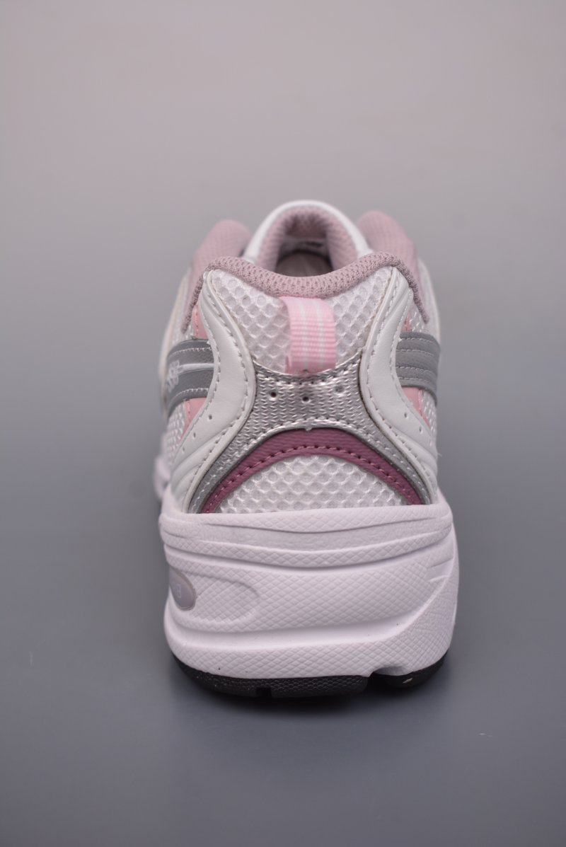 New Balance 530 'Red' view