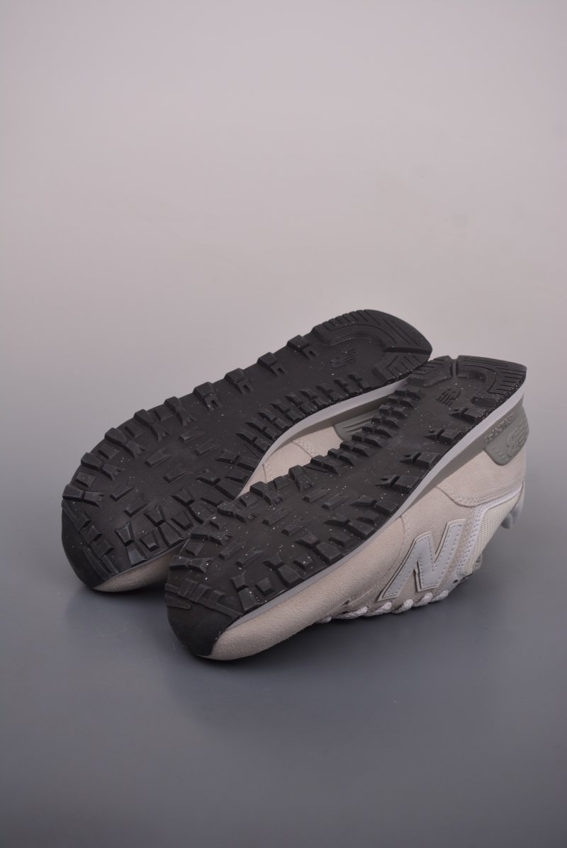 New Balance U574 view