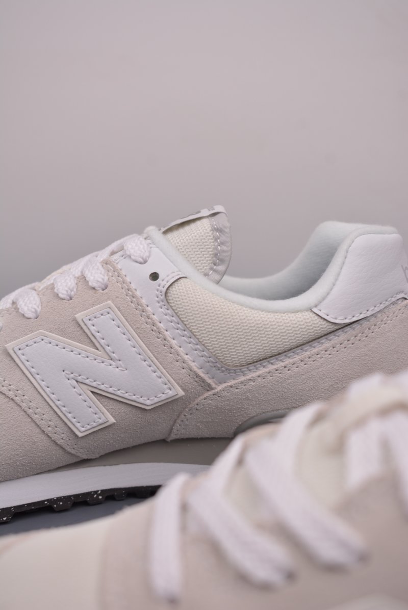 New Balance U574 view