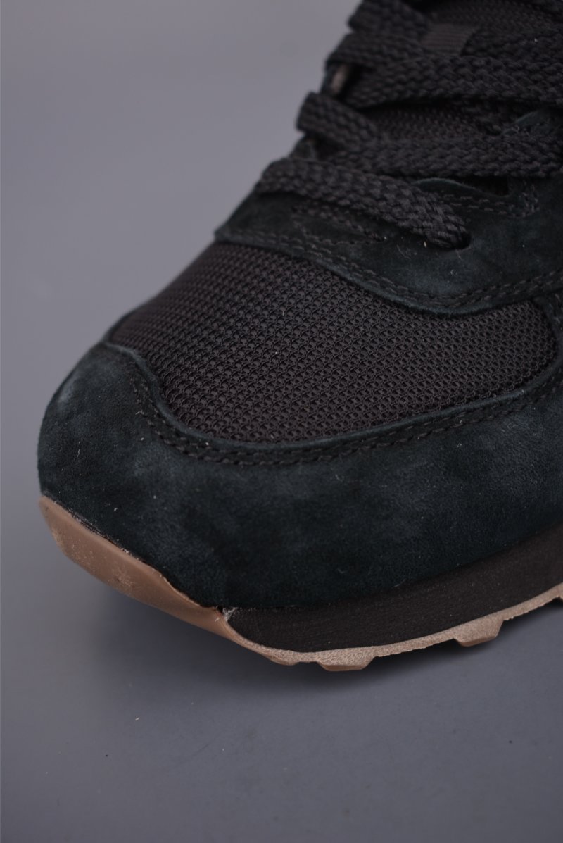 New Balance U574 view