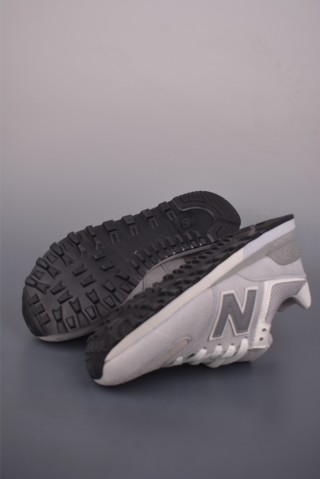 New Balance U574 view 3