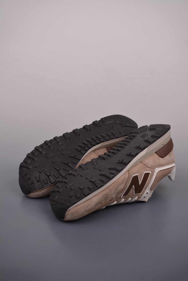New Balance U574 view