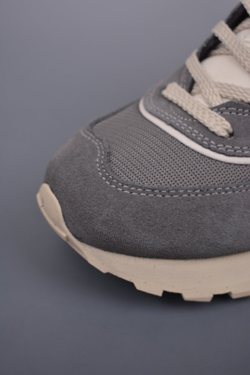 New Balance U574 view