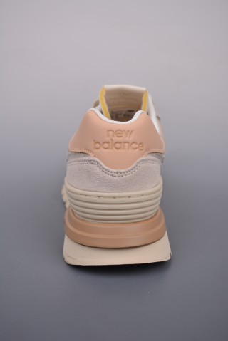 New Balance U574 view 4