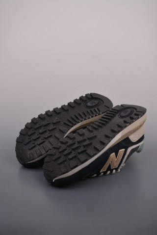 New Balance U574 view 3