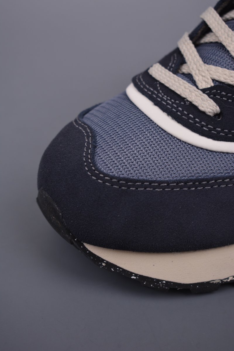 New Balance U574 view