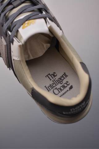 New Balance U574 view 9