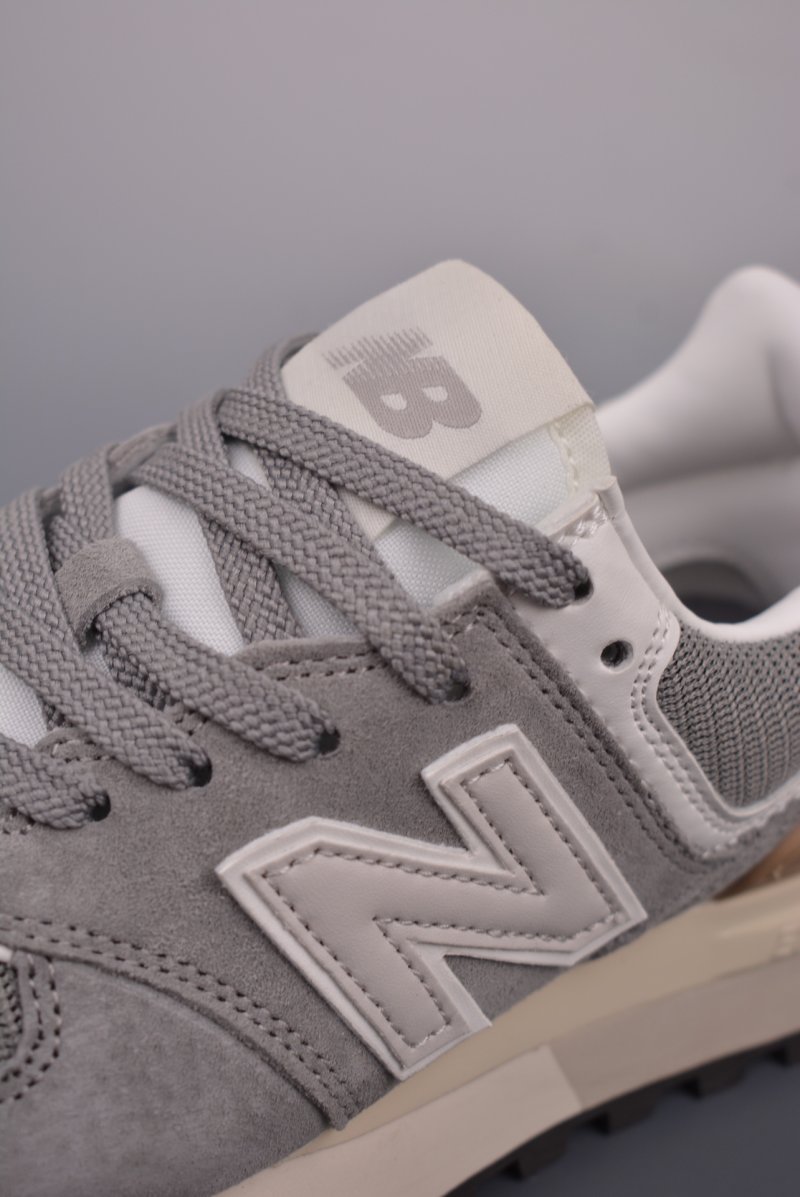 New Balance U574 view