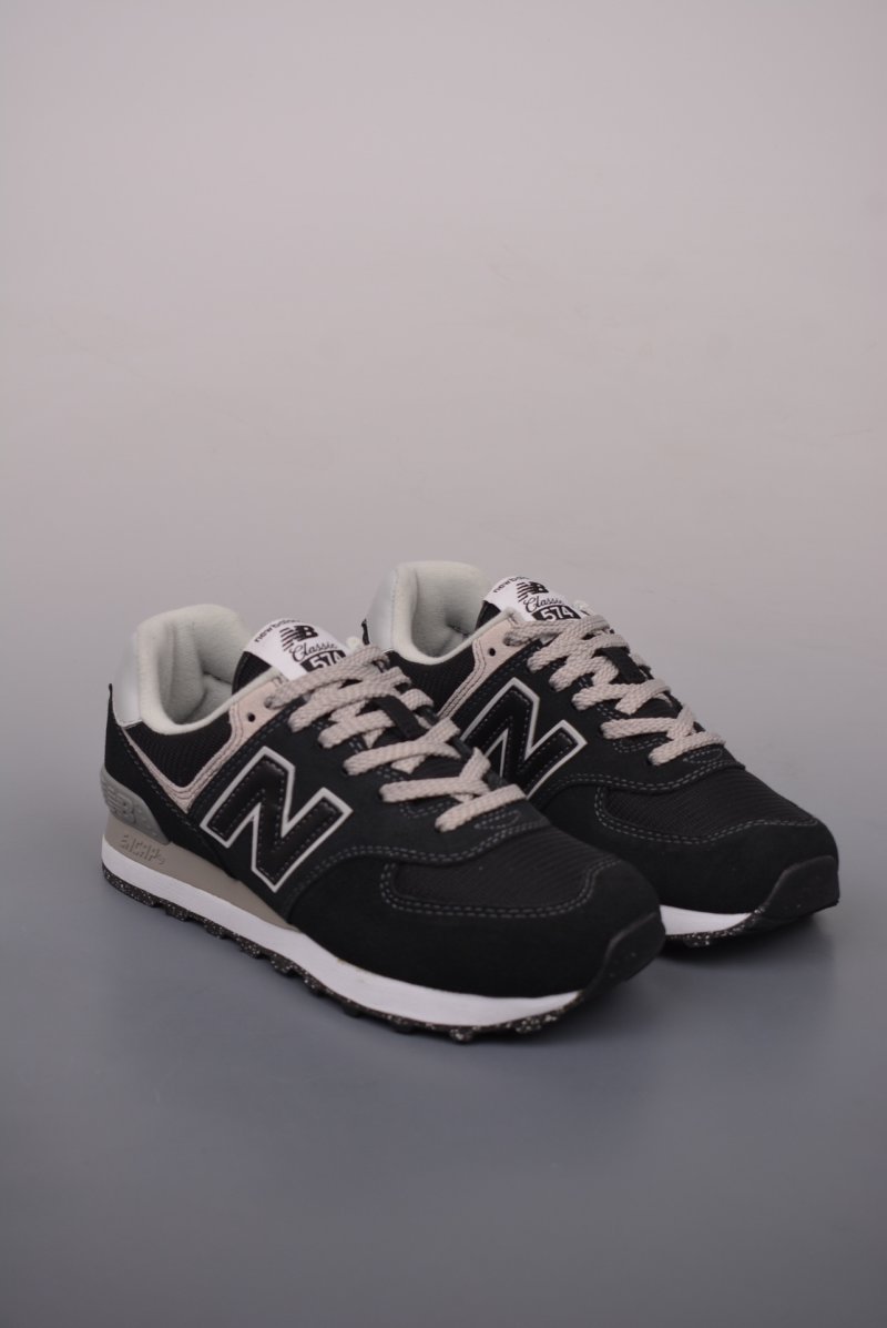 New Balance U574