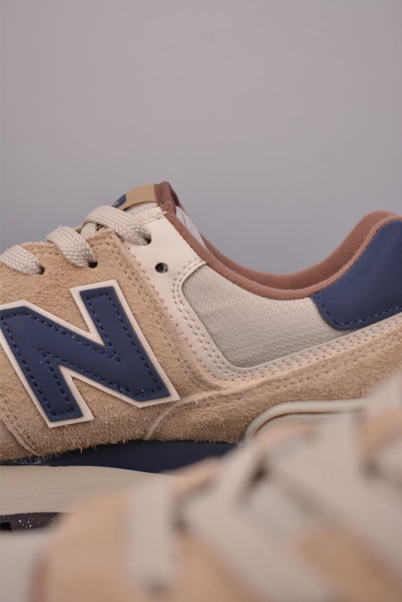 New Balance U574 view