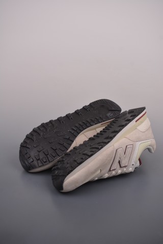 New Balance U574 view 3