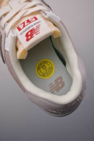 New Balance U574 view 9