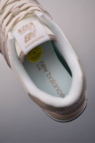 New Balance U574 view 9